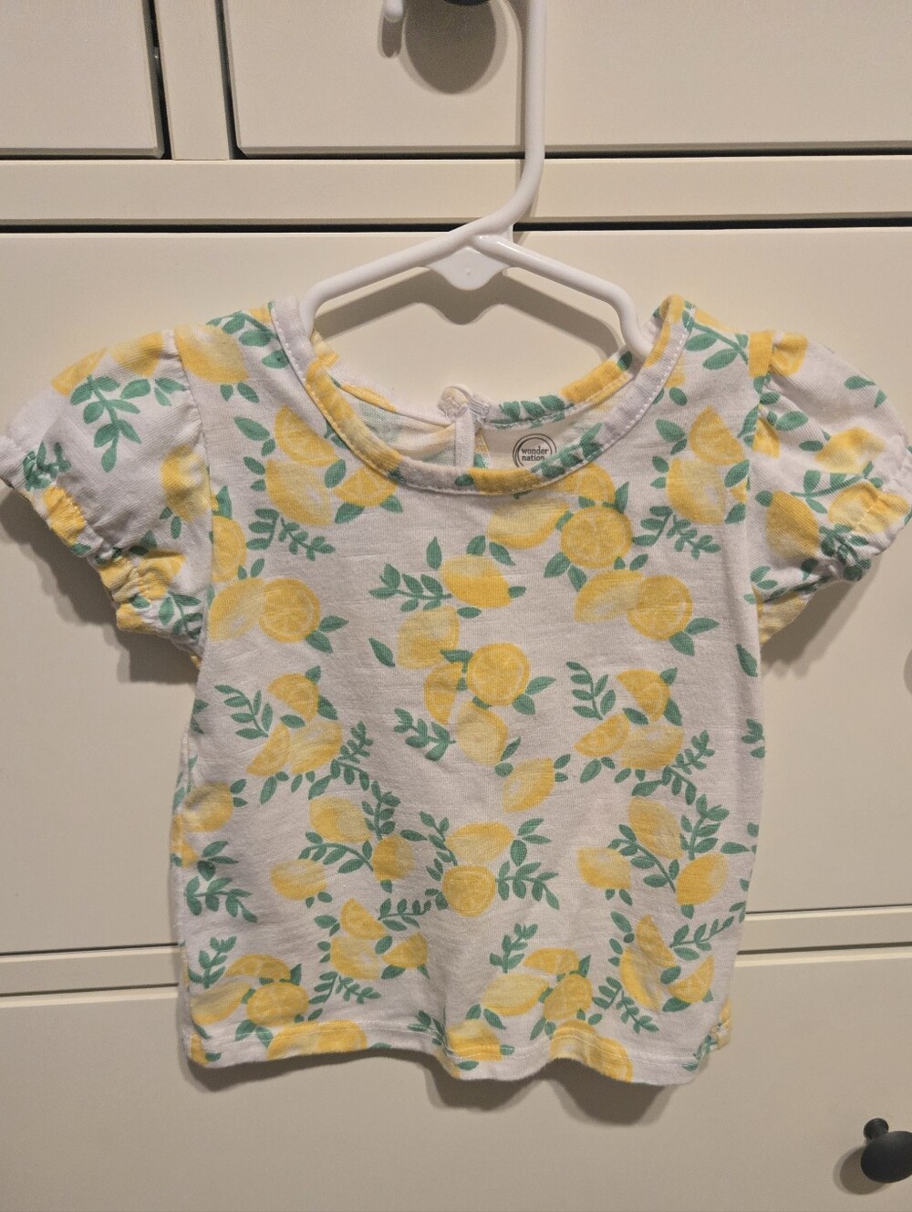 wonder nation White Tee with Yellow Lemon & Green Leaf Print 12M